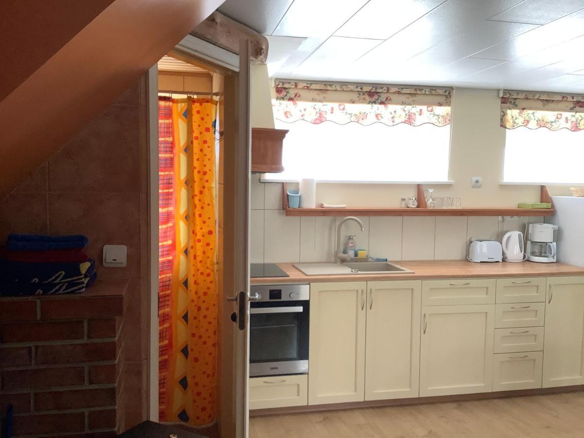 Paerna Guesthouse & Apartments Kuressaare Dış mekan fotoğraf