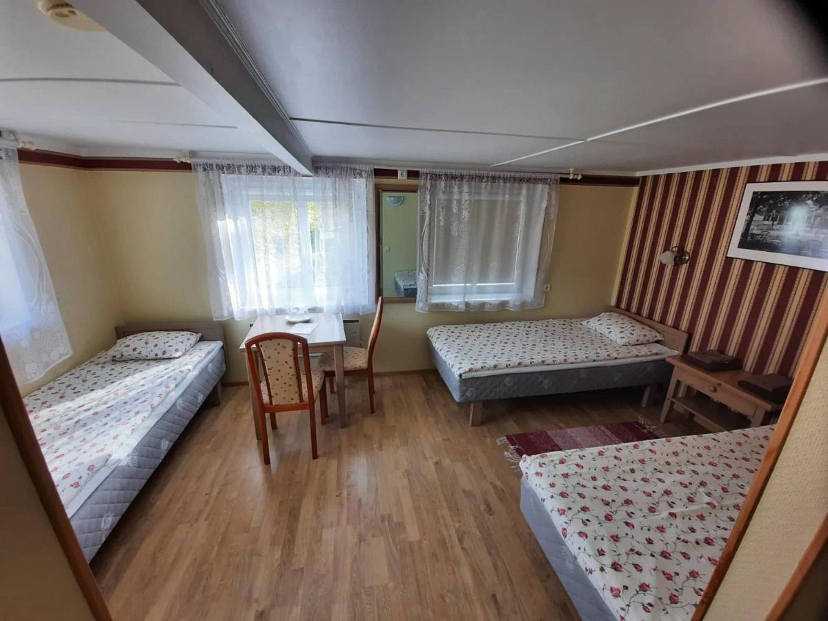 Paerna Guesthouse & Apartments Kuressaare Dış mekan fotoğraf