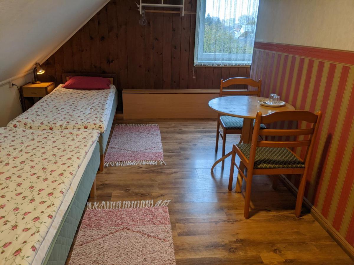 Paerna Guesthouse & Apartments Kuressaare Dış mekan fotoğraf