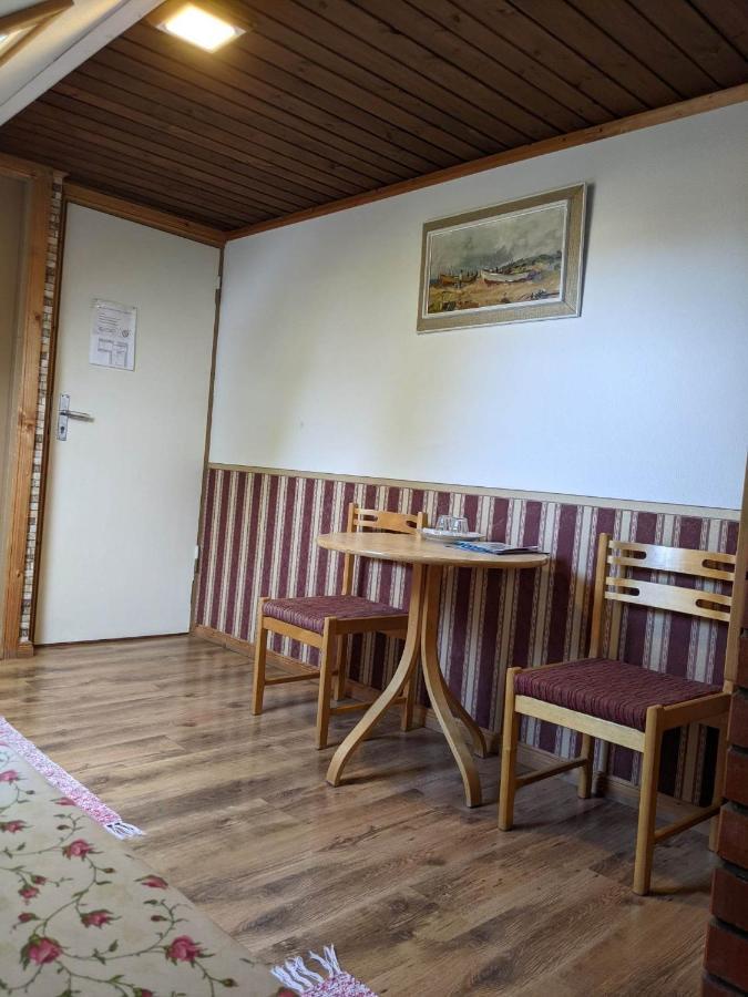 Paerna Guesthouse & Apartments Kuressaare Dış mekan fotoğraf