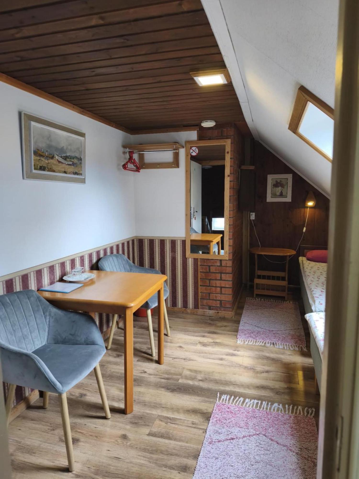 Paerna Guesthouse & Apartments Kuressaare Dış mekan fotoğraf